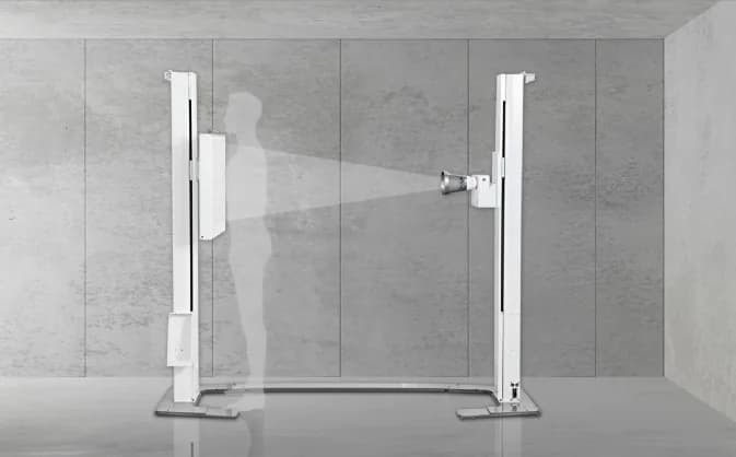 REMEX-KA6 mounted on a standing X-ray station with detector